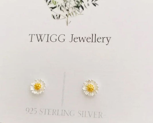 Daisy Stud Earrings