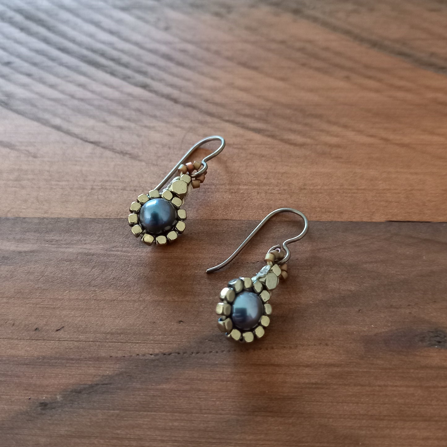 Pearl Daisy Earrings